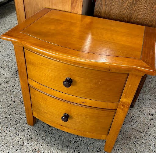 Nightstand Raymond & Flanigan