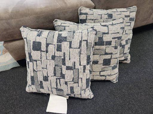 SET OF 3- 18x18 Pillow