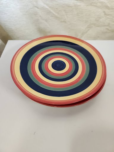 SET OF 2- Plates