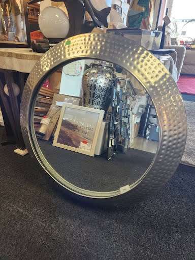 Mirror 28" Round
