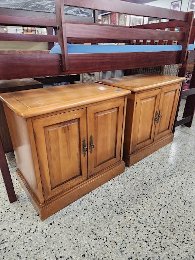 SET OF 2- Double Door End Table