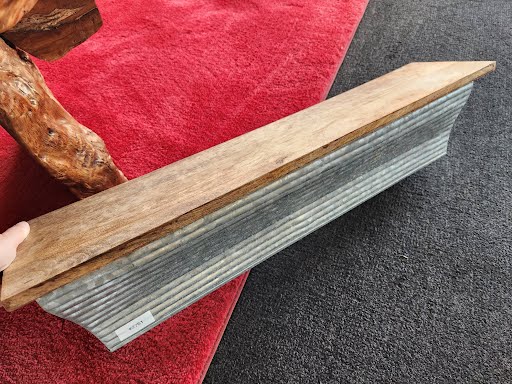 Metal Rutic Shelf