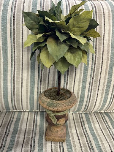 Faux topiary w/pot 19h