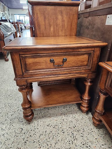 Nightstand Havertys