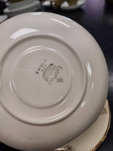 EGGSHELL NAUTILUS SET OF 4 - 6" saucers