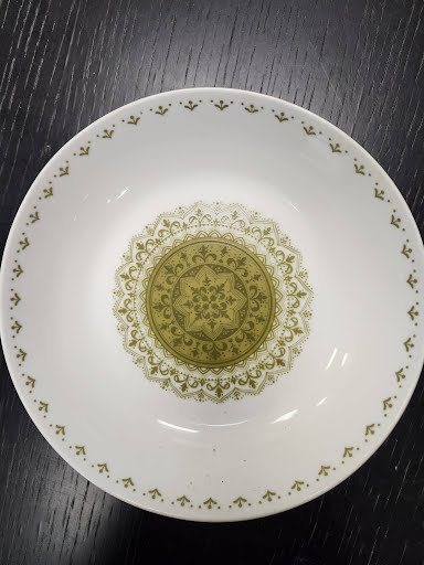 SET OF 4- 10" Dinner Plates La Ronde by Mikasa