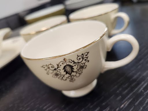 EGGSHELL NAUTILUS Tea cup China