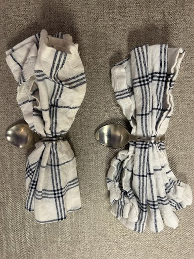 SET OF 2- Napkin Holder w. Spoons
