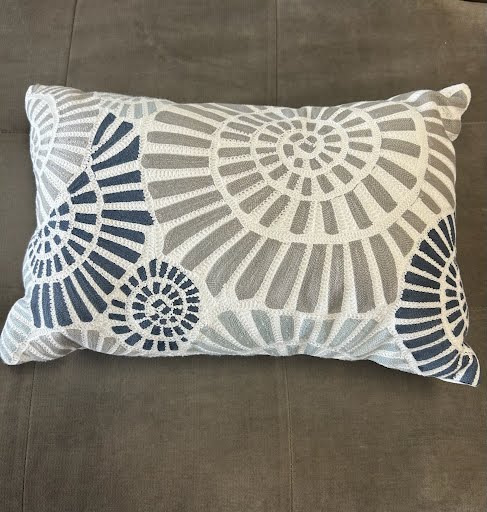 12d 19w Pillow