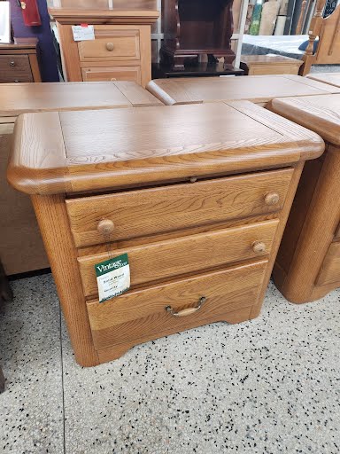 Bassett Nightstand Three Drawers
