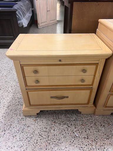 Stanley Furniture Night stand