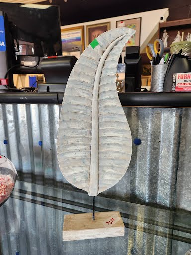 19" Height Wood Leaf