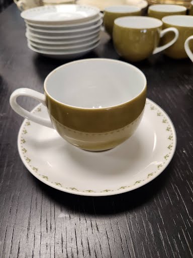 4 PIECES- Cup & Saucer La Ronde by Mikasa