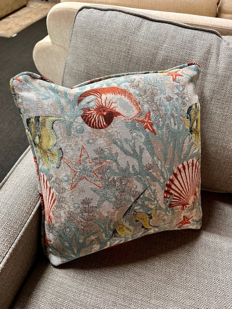 Set of 2 - Delta Surf Throw Pillows