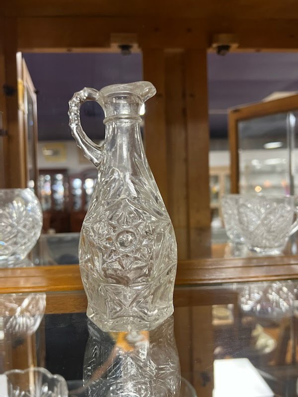 Milk glass container with star design