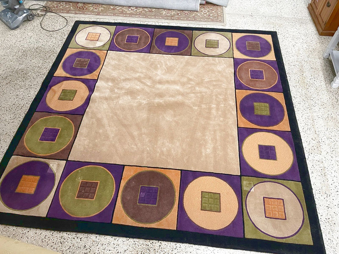 Foreign Accents 8x8 Area Rug