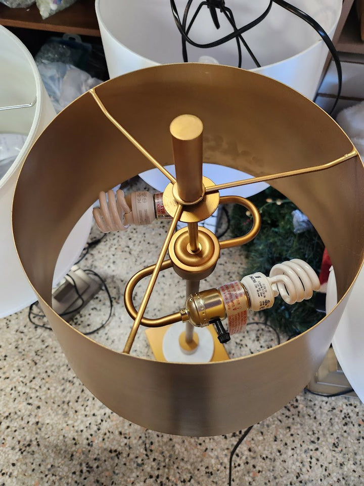 ASHLEY Gold Fritzburn Table Lamp