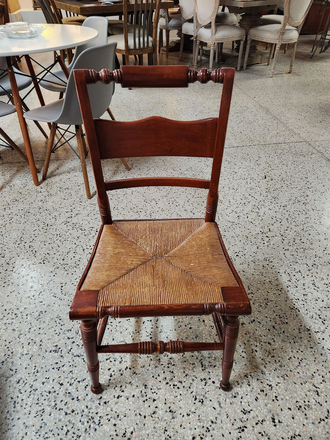Willett Wildwood Antique Cherry Wood Dining Set