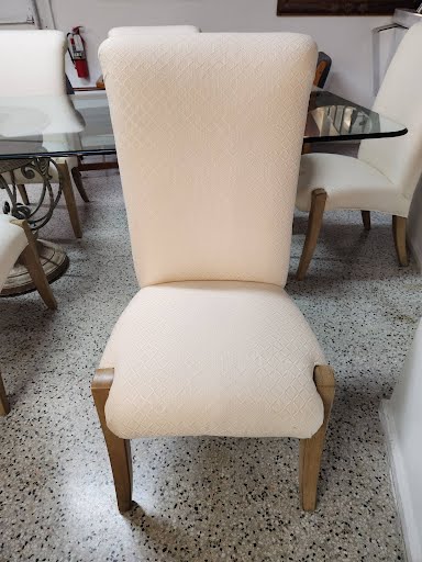 Dining Set Glass Top w. 6 Chairs