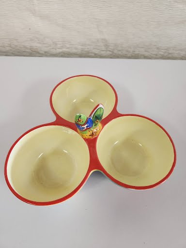 3section serving Dish