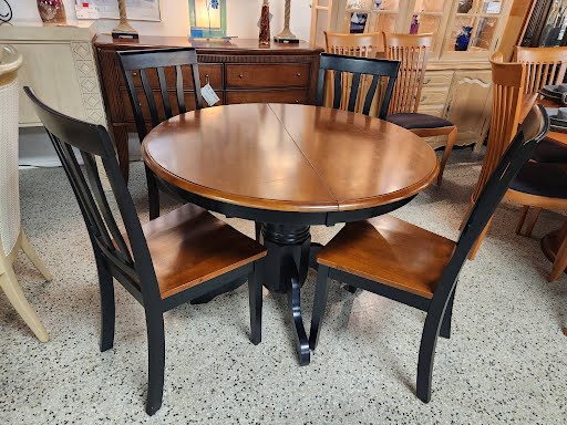 44R" Dining Set - Cherry/Black