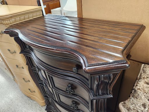 Haverty's High Chest  5-Drawer