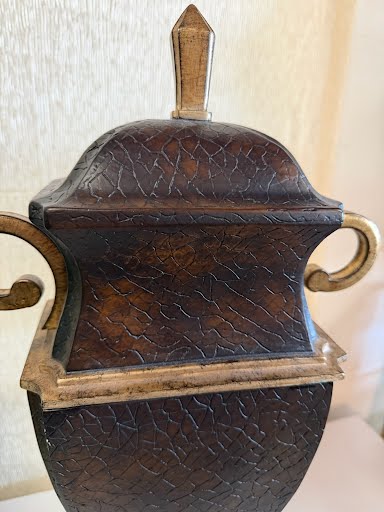 Large Lidded ern Home Item