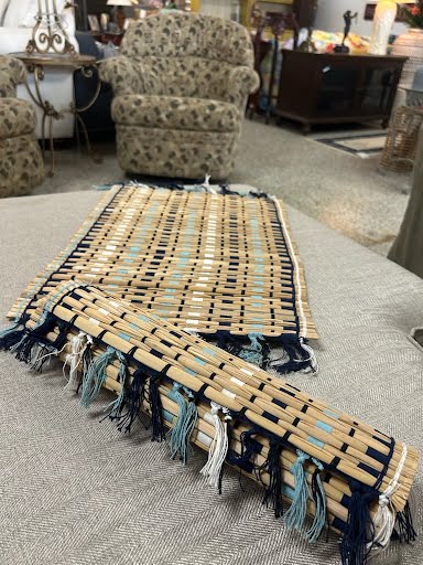 SET OF 2- Placemats
