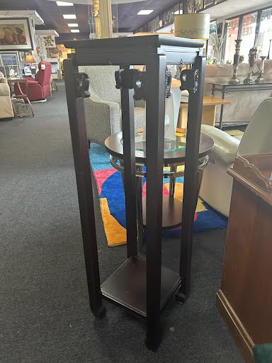 Pedestal