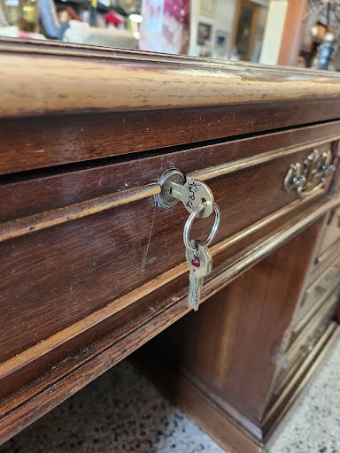 Rway Furniture Desk