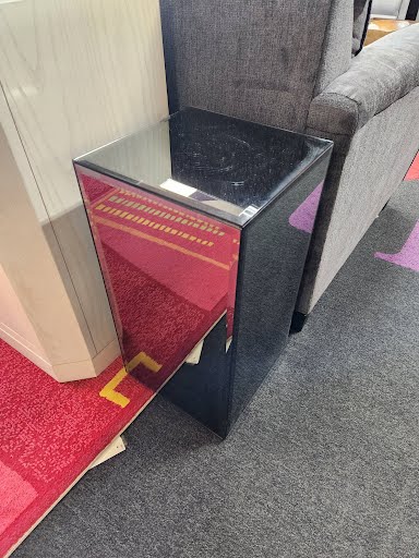 34" Height Mirror Pedestal