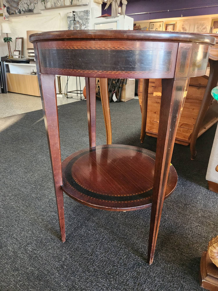 20" Round End Table