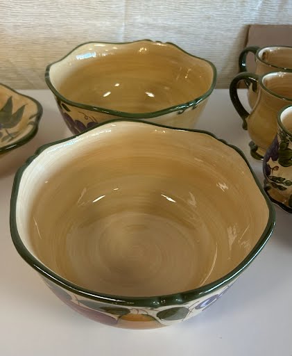SET OF 2-Home Trends Fruit Bowls