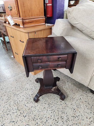 Drop Leaf End Table