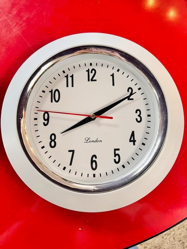 10" round Clock