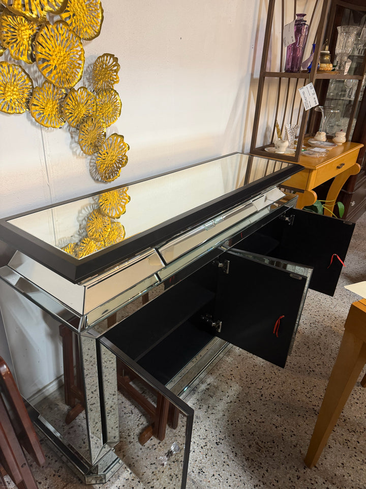 Kanes Prism Buffet