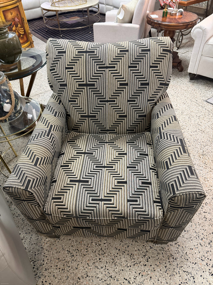 Black/Tan Geometric Pattern Armed Chair