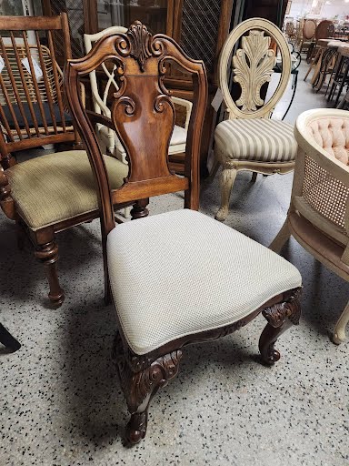 Armless Chair