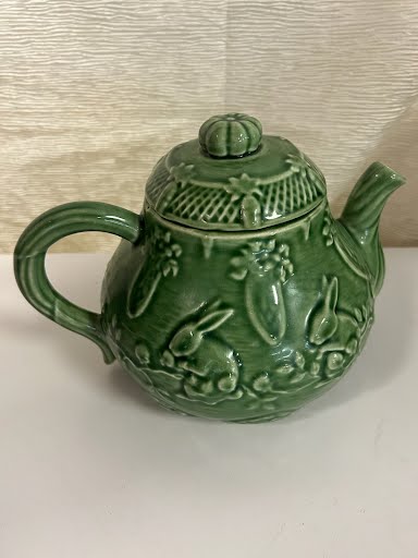 Bordallo Pinheiro Tea Pot