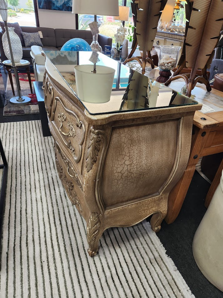Jeffco Bombay Chest