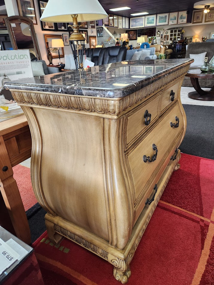 4 Drawer beige Bombay Chest