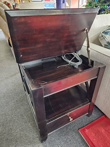 End Table Lift Top Charging Station