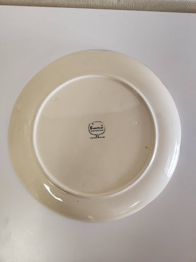 Dinner plate