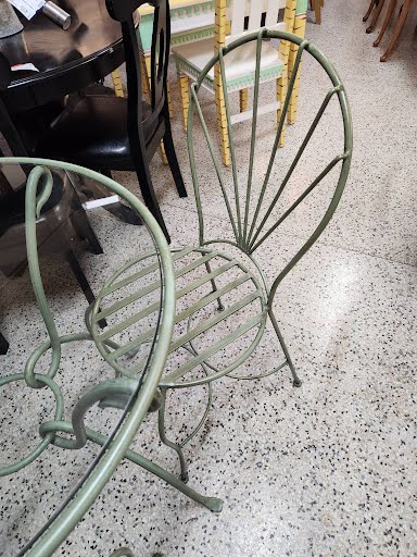 32" Round Metal Outdoor Set