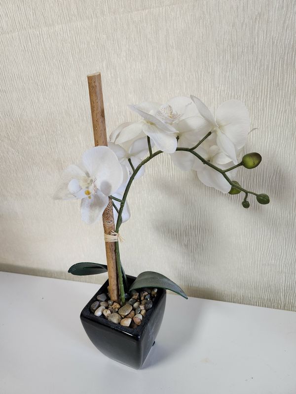 15"H White Floral Arrangement