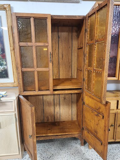 China Cabinet Double Door