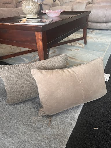 SET OF 2 Lumbar Pillow