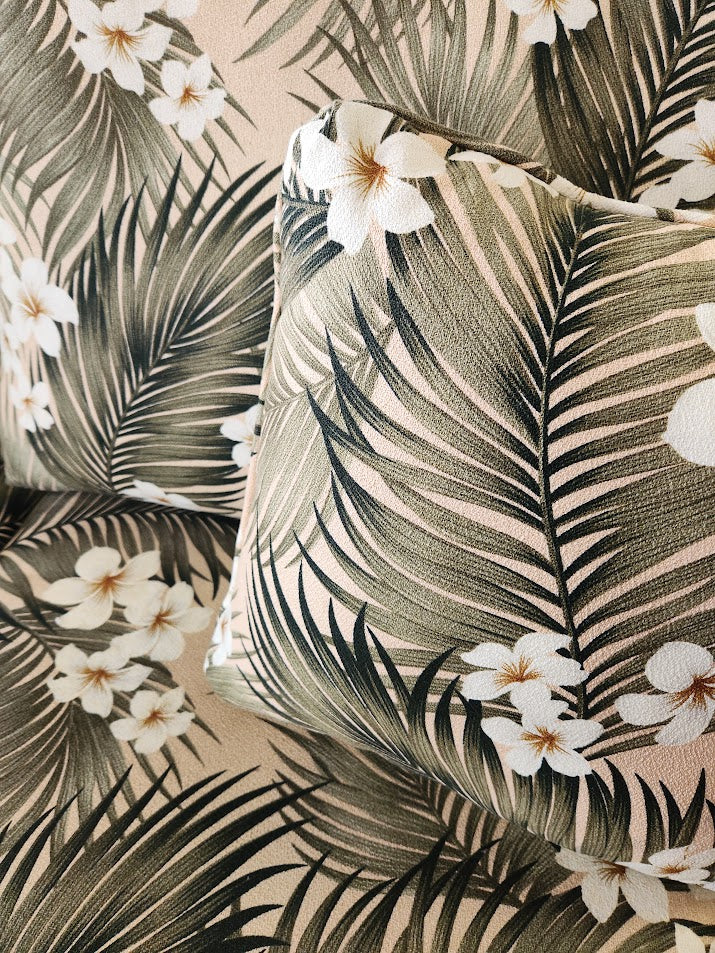 Palm Springs Wicker Outdoor Sofa