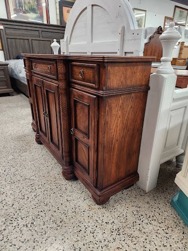 Ashley Furniture Buffet 59"w