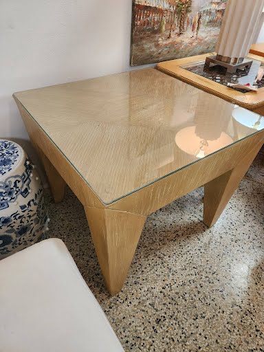 28" End Table - Light Wood